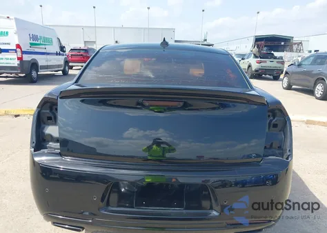 2016 Chrysler 300 z USA, uszkodzony, nr VIN 2C3CCABT5GH116743